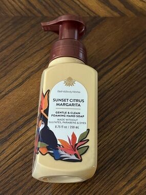 Bath & Body Works Sunset Citrus Margarita Foaming Hand Soap - NEW